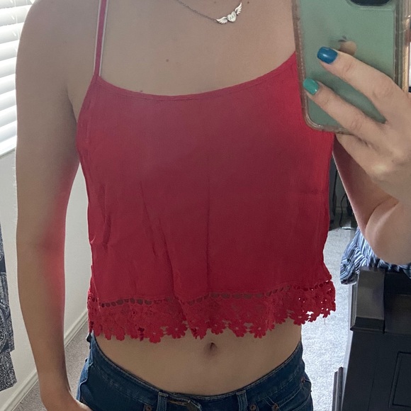 Forever 21 cropped red top - Picture 2 of 3